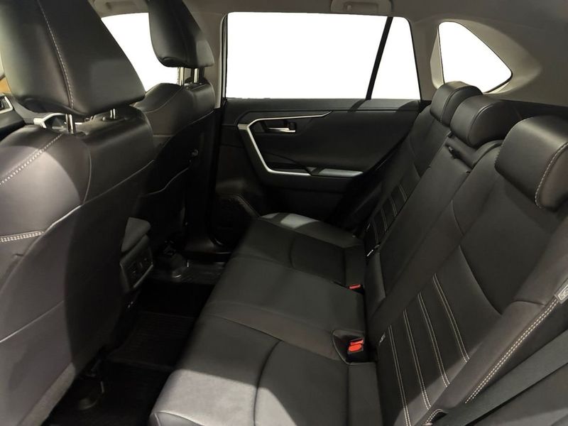 Toyota RAV4 bild 7