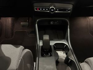 Volvo EX40 bild 13