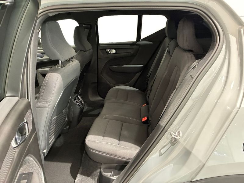 Volvo EX40 bild 6