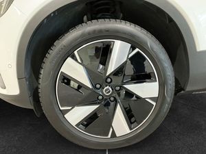 Volvo EX40 bild 10