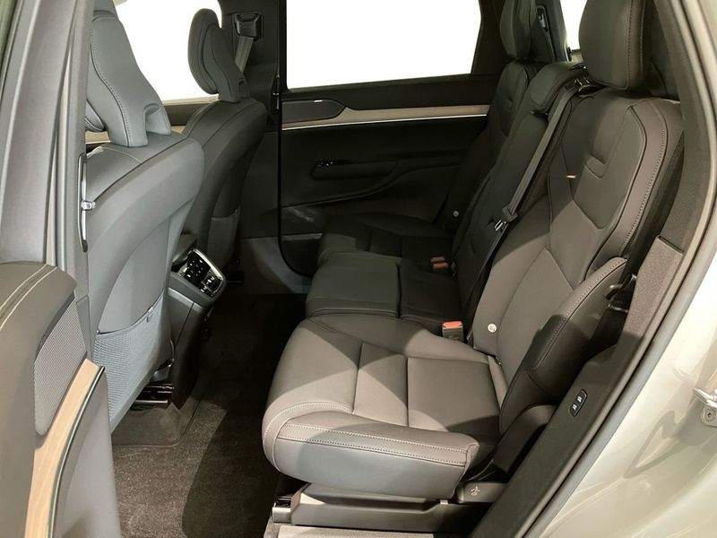 Volvo EX90 bild 6