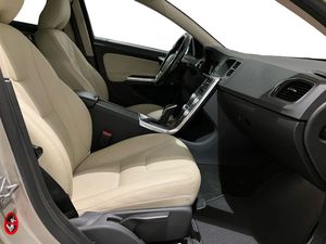 Volvo V60 bild 4