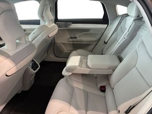 Volvo ES90 bild 6