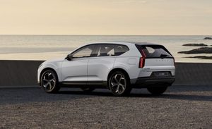 Volvo EX60 bild 2
