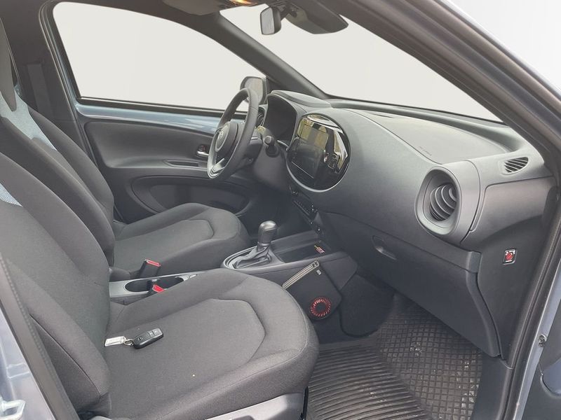 Toyota Aygo X bild 7