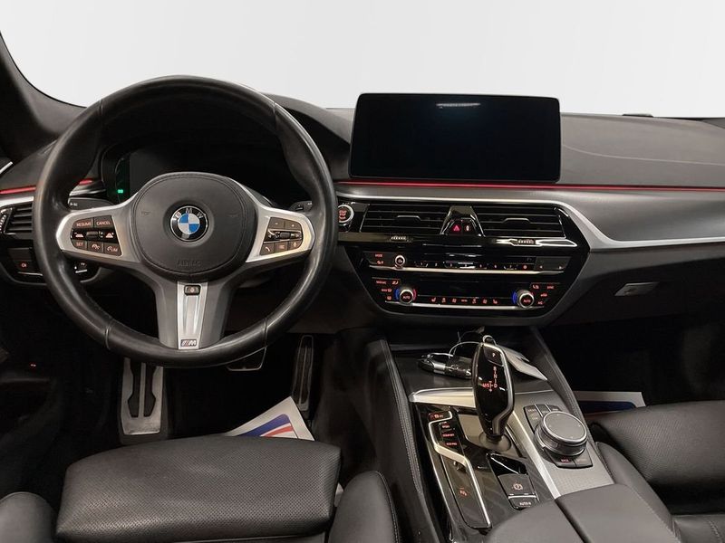 BMW 520 bild 8