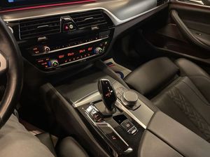 BMW 520 bild 14