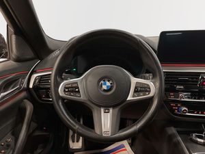 BMW 520 bild 9