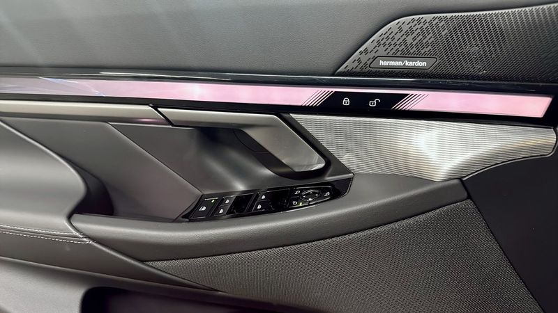 BMW 530 bild 11