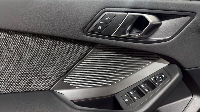 BMW 120 bild 11