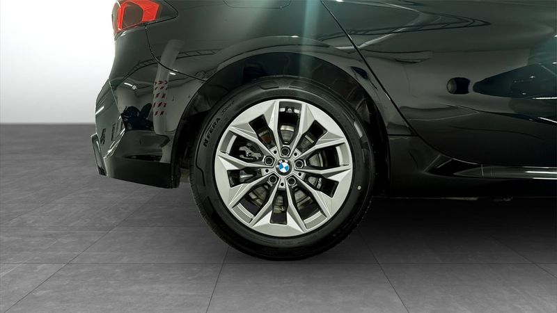 BMW 120 bild 9