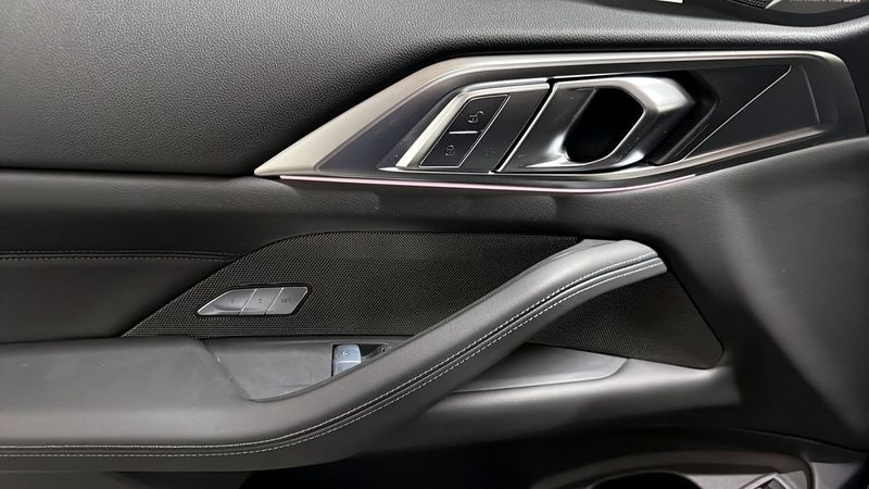 BMW M4 bild 11