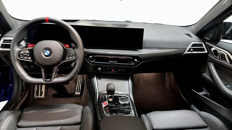 BMW M4 bild 4
