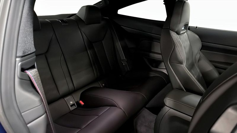 BMW M4 bild 5