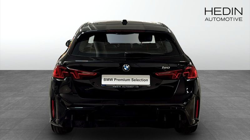 BMW 120 bild 7