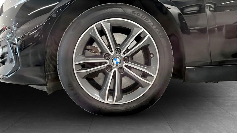 BMW 225 bild 9