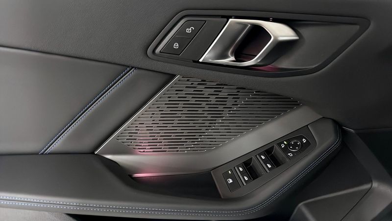BMW 120 bild 11
