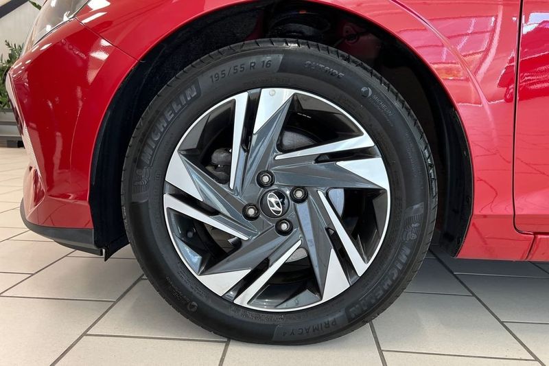 Hyundai i20 bild 17