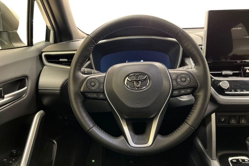 Toyota Corolla Cross bild 11