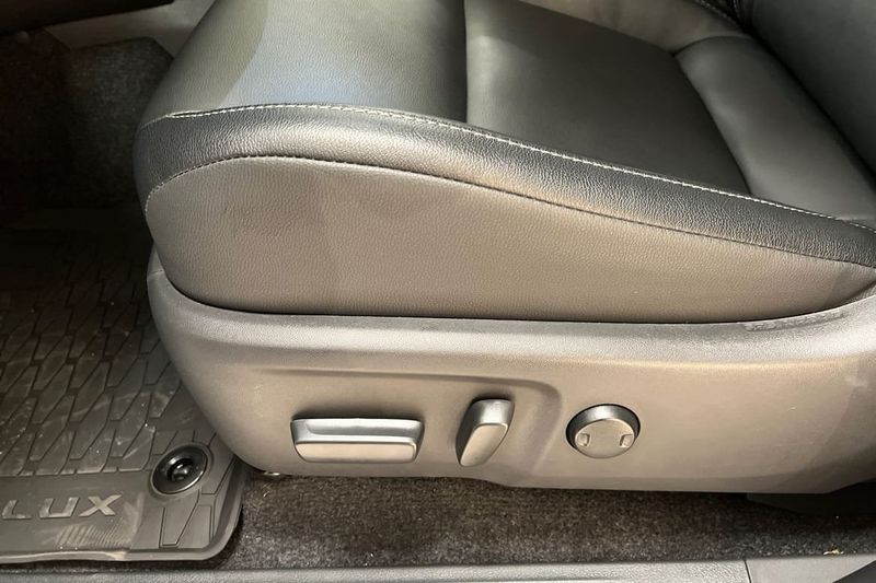 Toyota Hilux bild 19