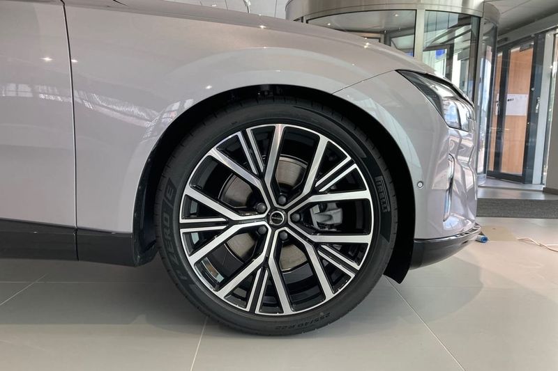 Volvo ES90 bild 17