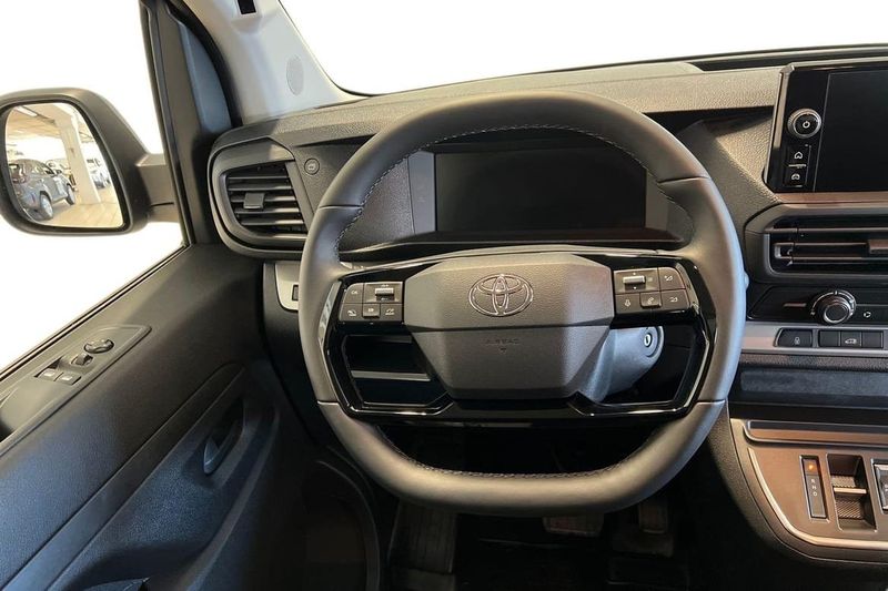 Toyota Proace bild 9