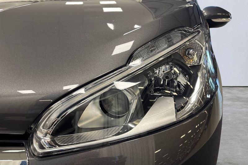 Peugeot 208 bild 19