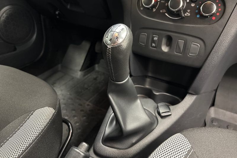 Dacia Sandero bild 16