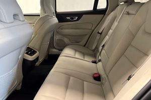 Volvo V60 bild 12