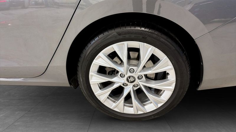 Skoda Superb bild 6