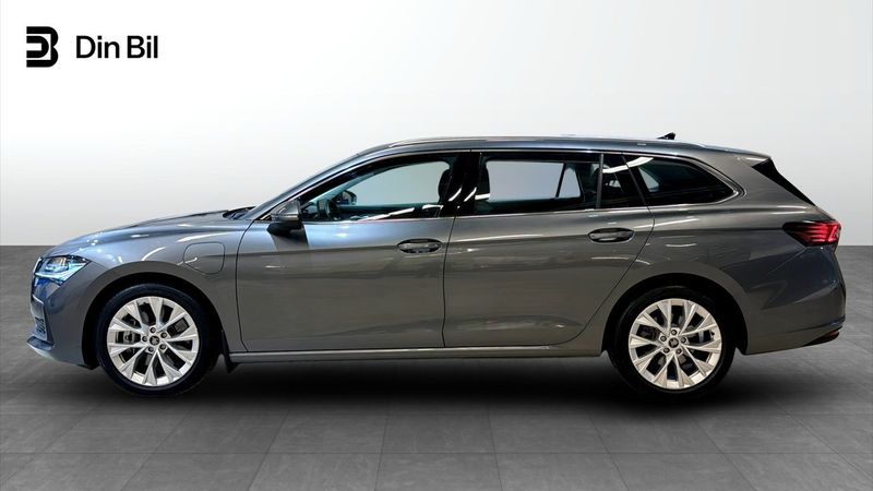 Skoda Superb bild 2