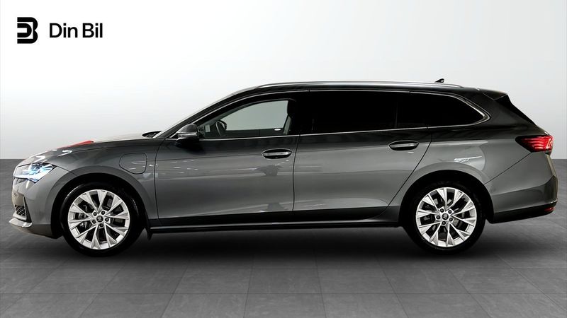 Skoda Superb bild 2