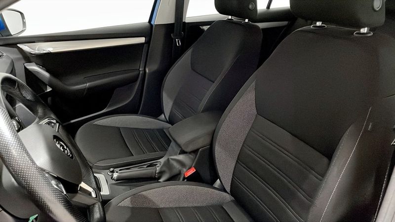 Skoda Octavia bild 8