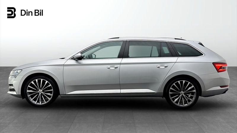 Skoda Superb bild 2