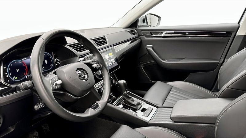 Skoda Superb bild 7