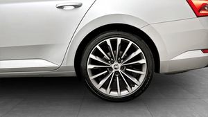 Skoda Superb bild 6