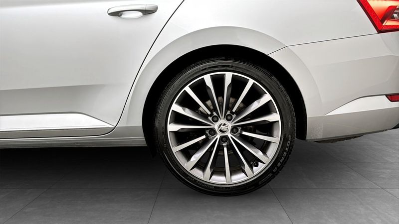 Skoda Superb bild 6