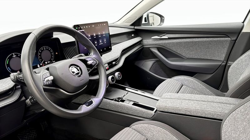 Skoda Superb bild 7