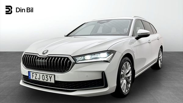 Skoda Superb Combi Selection 1,5 TSI iV 204hk DSG /Drag - 2025