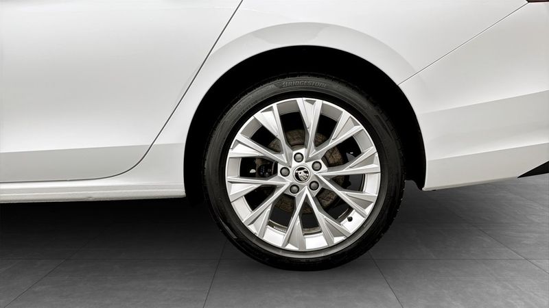 Skoda Superb bild 6