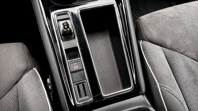 Skoda Enyaq bild 19