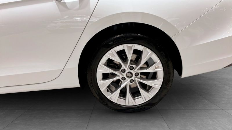 Skoda Superb bild 6