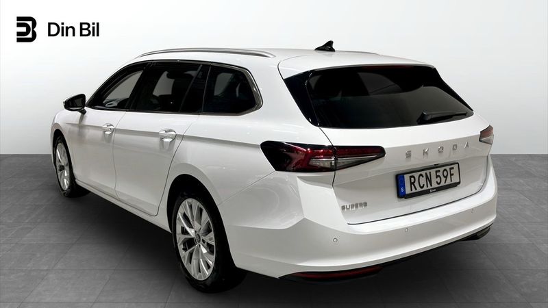 Skoda Superb bild 3