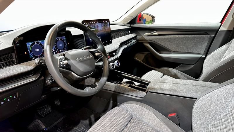 Skoda Superb bild 7