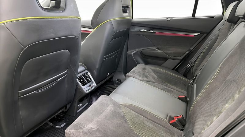 Skoda Enyaq bild 11