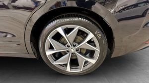 Skoda Enyaq bild 6