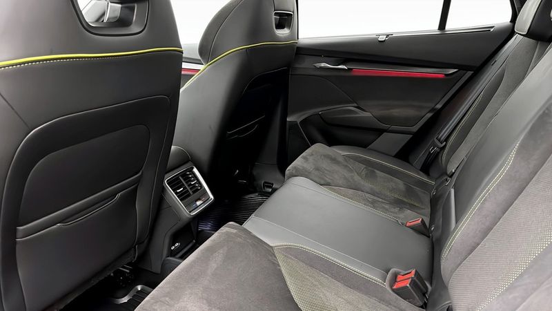 Skoda Enyaq bild 11