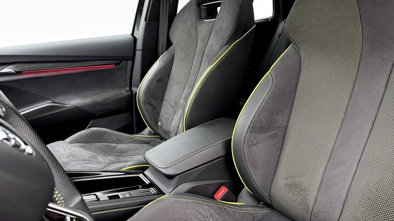 Skoda Enyaq bild 8