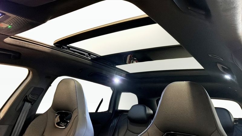 Volkswagen Passat bild 9