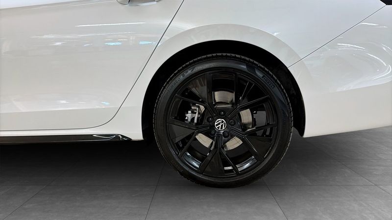 Volkswagen Passat bild 6